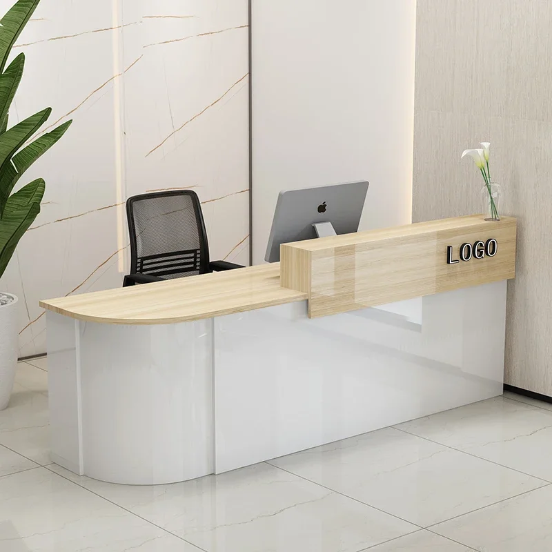 Outdoor Furniture In Store - Nakit Masası Estetiği Tezgah Dış Mekan